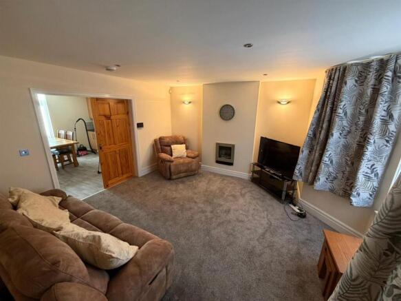 WhatsApp Image 2025-10-23 at 09.57.15_5943a370.jpg