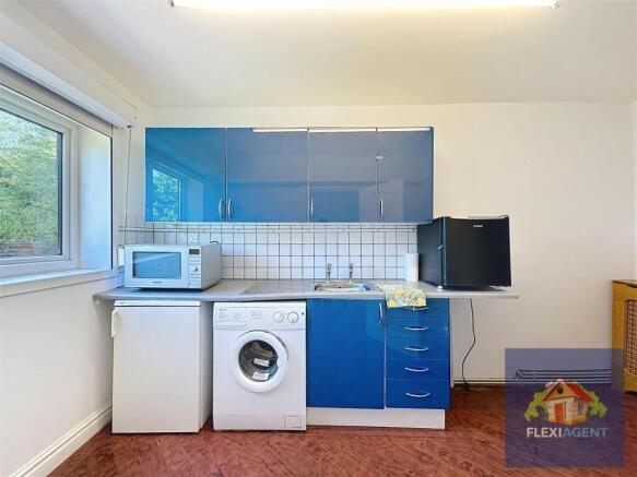 Kitchen / Utility Room