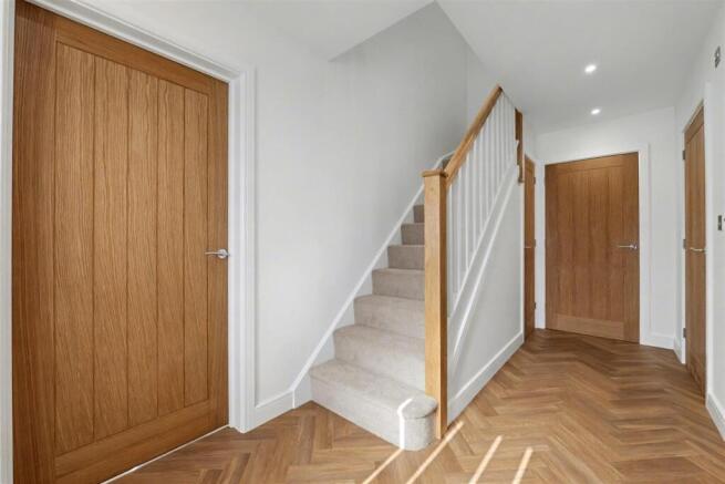 Hallway.jpeg