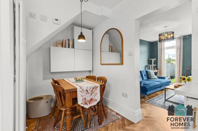 2 bed Terraced for sale Image 5