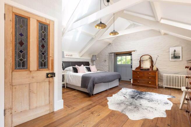 Main Bed