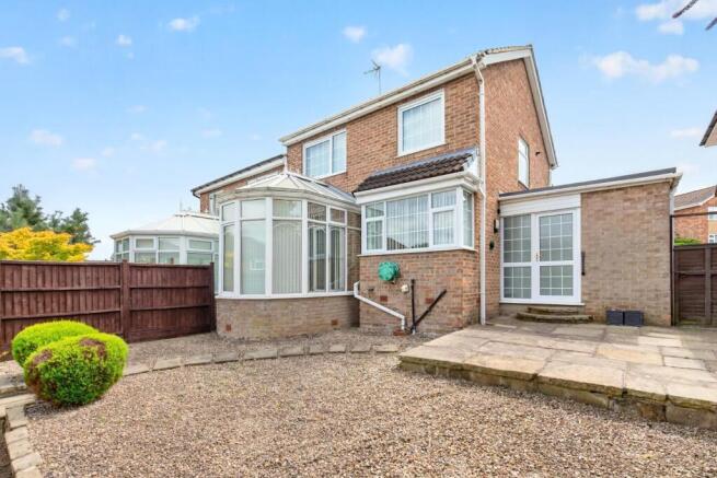 3 bed House for sale Image 11