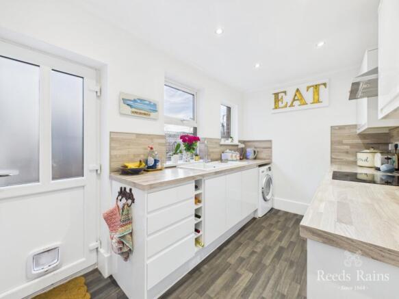 4 bed Terraced for sale Image 5