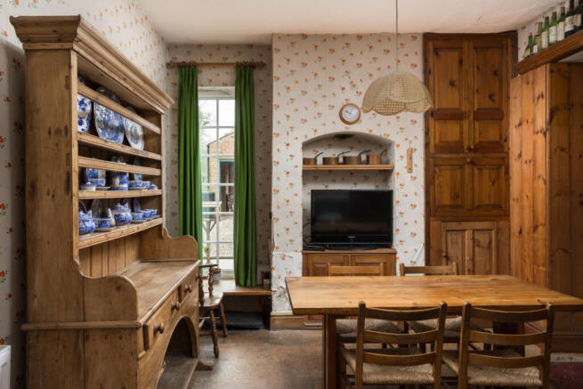 Breakfast Room