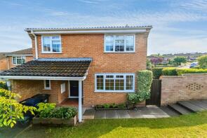 48, Windermere Way, Farnham GU9 0DE