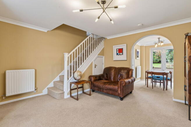 Turnpike Close, Market Harborough, LE16 7TJ photo 4