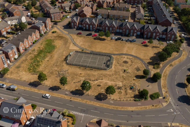 Freyberg Drive, AYLESBURY photo 4