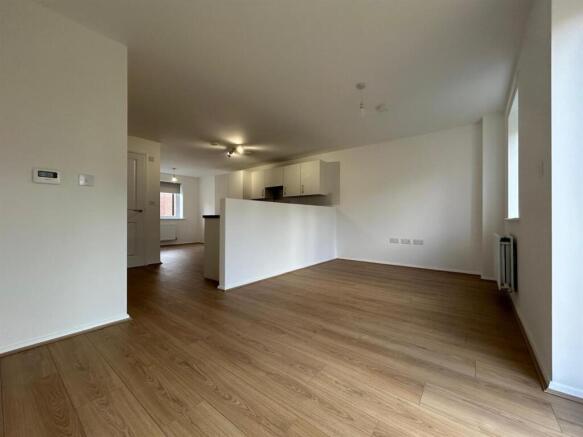 WhatsApp Image 2024-10-04 at 13.31.58_e504e2eb.jpg