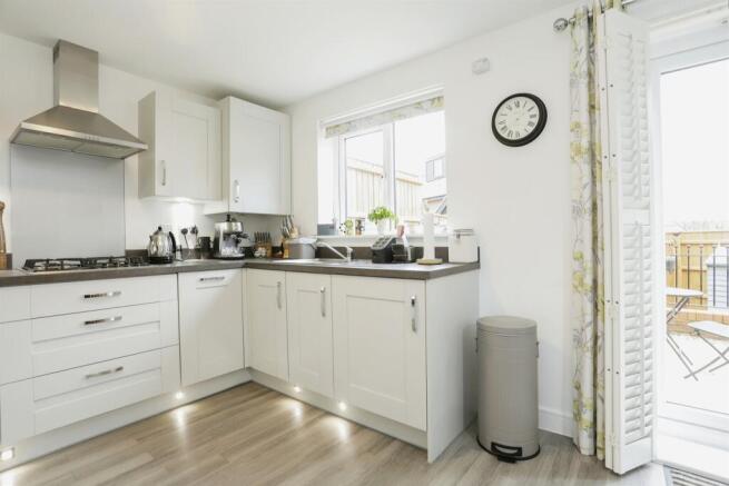 Baines Way, Framlingham, Woodbridge photo 4