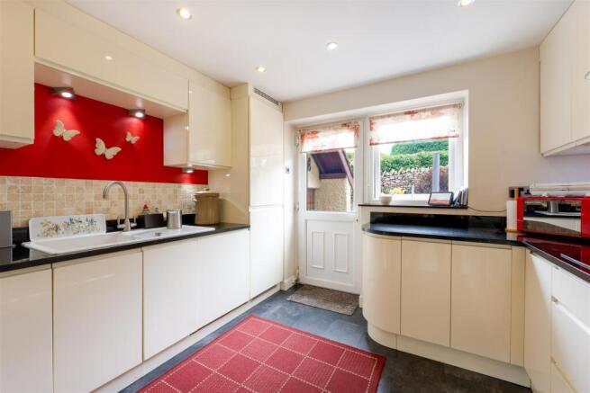 3 bed Link Detached House for sale Image 6
