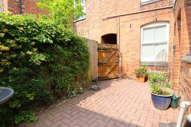 Courtyard garden (2).jpg