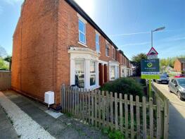 70, Deans Way, Gloucester GL1 2QD