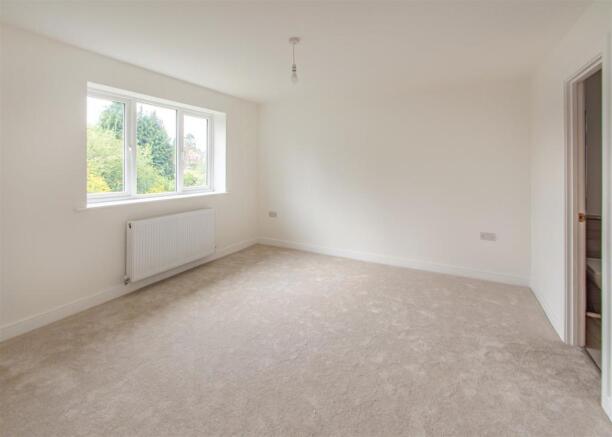 23 Farm Road-bed1.jpg