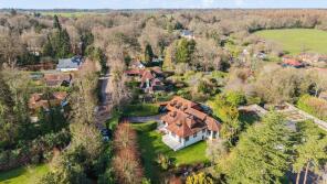 Silver Trees, Wayside, Chipperfield, Kings Langley WD4 9JJ