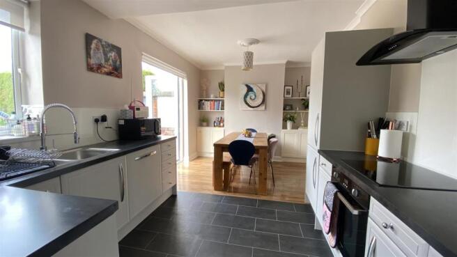 DINING KITCHEN