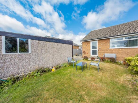 2 bed Bungalow for sale Image 12