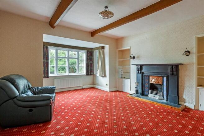 6 bed Detached for sale Image 10