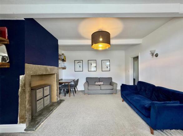 3 bed Terraced for sale Image 6