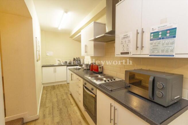 56 Rawlinson Street, Barrow-In-Furness, Cumbria LA14 2DN photo 4