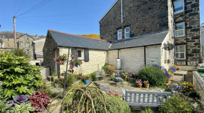 Flat 11, Beachside, South Avenue, Barmouth LL42 1NH