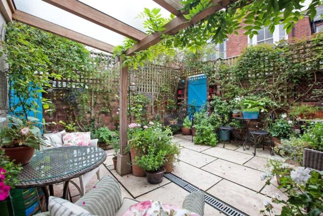 Courtyard Garden
