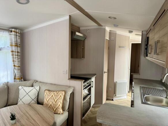 2 bed Caravan for sale Image 8