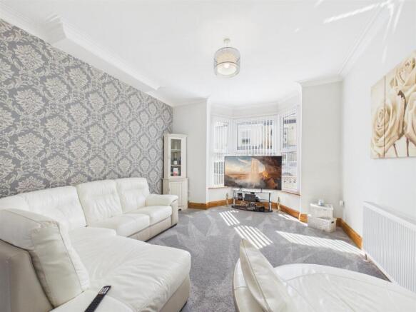 4 bed End of Terrace for sale Image 2