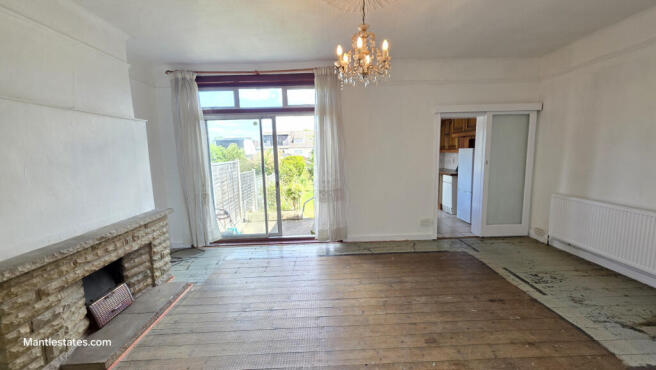 REAR RECEPTION