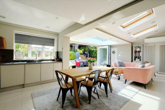 Living/Dining Kitchen