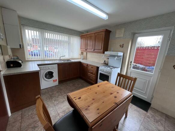 Breakfast Kitchen 2.jpg