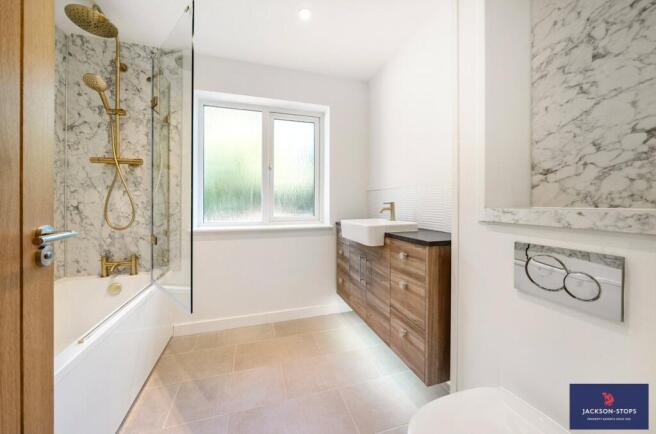 Family Bathroom B
