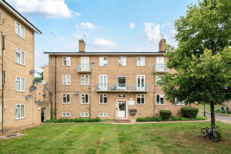 Pinner Grove, Pinner