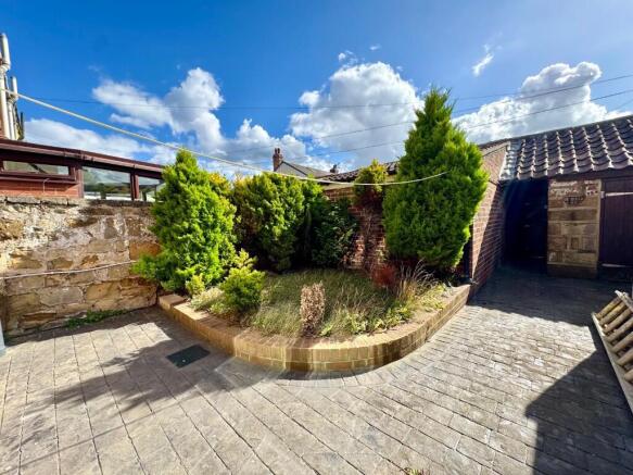 2 bed Terraced for sale Image 4