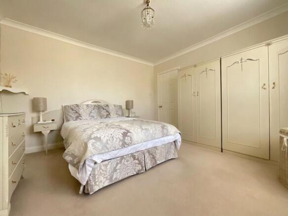 3 bed Detached for sale Image 9