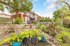 Flat 1, 2, Luscombe Road, Poole BH14 8ST