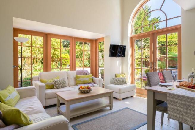 Kitchen Dining Living Room with Vaulted Ceiling