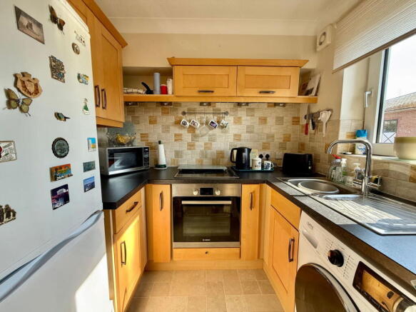 1 bed Flat for sale Image 8