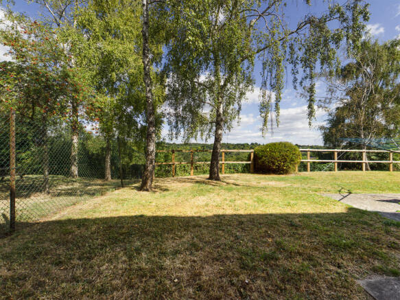 CAM00080P1-PR0383-STILL07