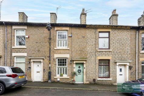 Long Row , Carrbrook, Stalybridge, SK15 3PG