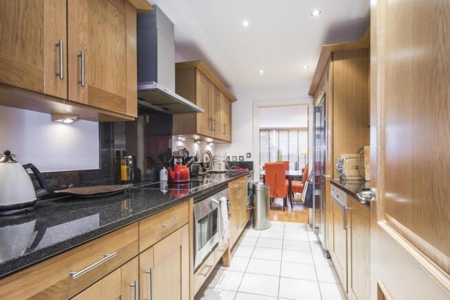 Kitchen 01
