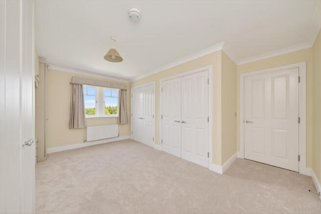 2 bed Retirement Property for sale Image 6