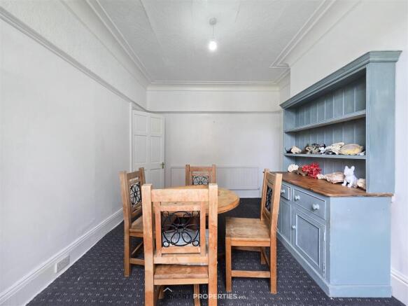5 bed Terraced for sale Image 10