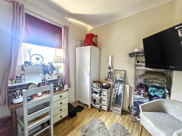 3 bed Semi-Detached for sale Image 7