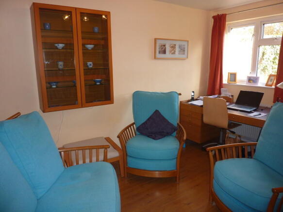 Photo 3