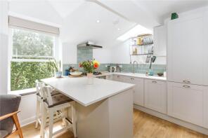 Top Floor Flat, 42, Royal Park, Clifton, Bristol BS8 3AN