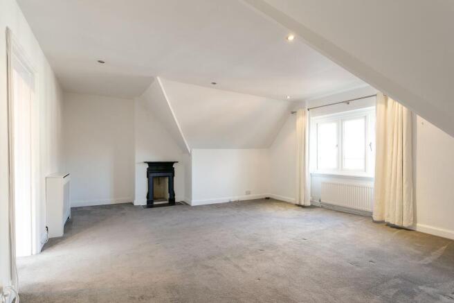 2 bed Apartment for sale Image 7