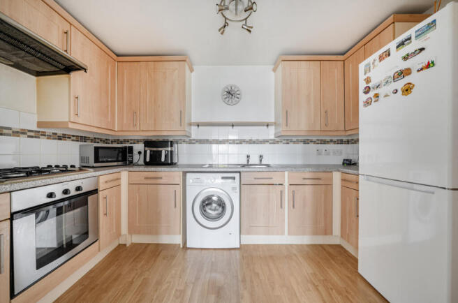 63 Mulvany Court, Cumberland Road, Southsea photo 4