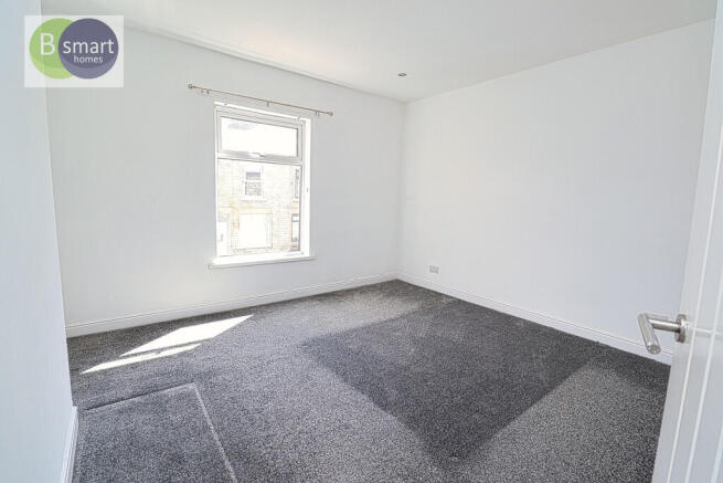 2 bed Terraced for sale Image 6