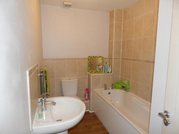 Photo 10