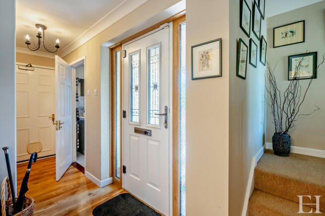 8616740-interiorW...